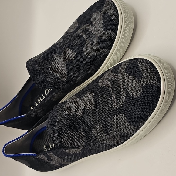 Rothy’s The Original Slip On Sneaker in Retired Camo Women’s Size 8 - Picture 1 of 7